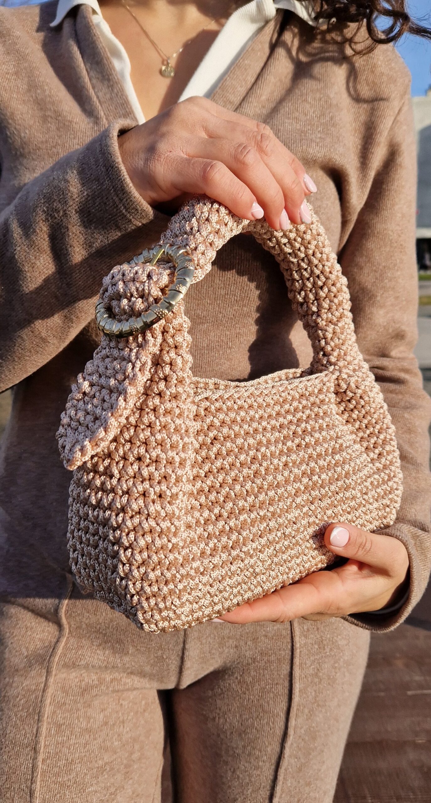 2026/01/1000375152-scaled.jpg carry beige