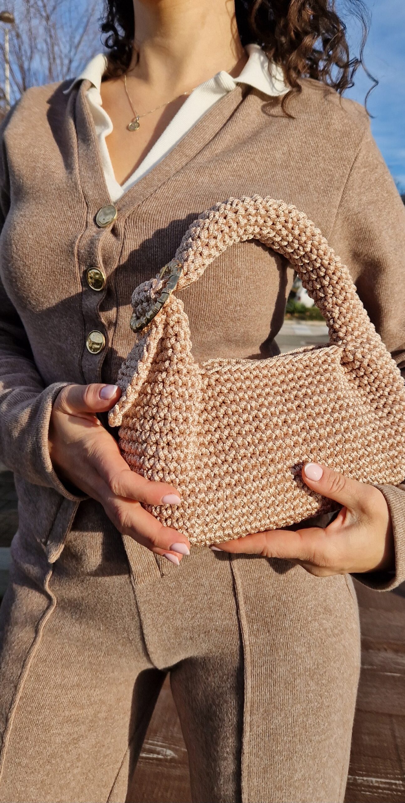 2026/01/1000376106-scaled.jpg carry beige